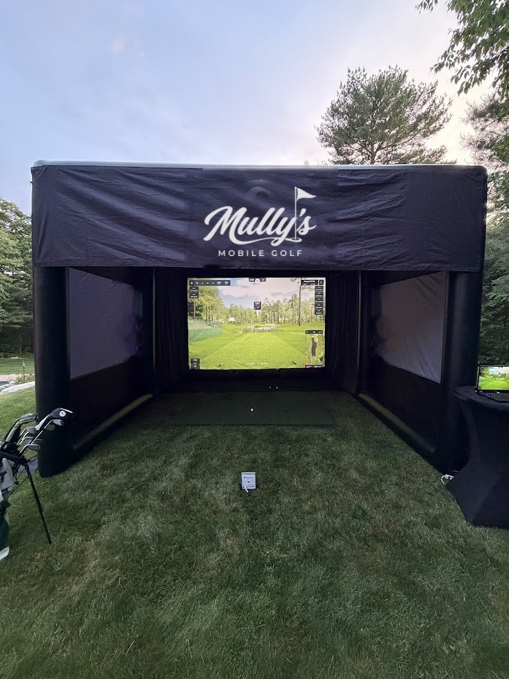 The full Mully's setup outdoors on a lawn